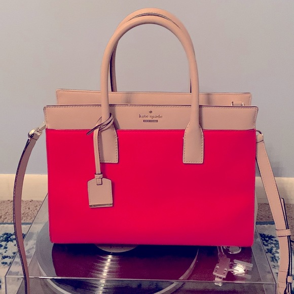 kate spade Handbags - Beautiful Kate Spade ♠️ Red & Light Tan Handbag with Adjustable Crossbody Strap